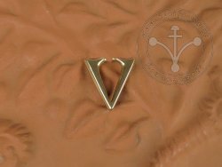 M-V - Mount - Gothic "V" Letter